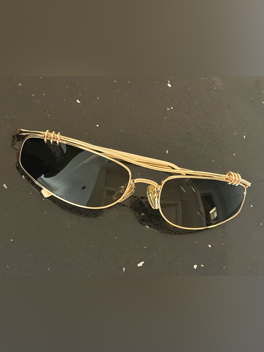 DEZI Linked Up Gold Frame Sunglasses